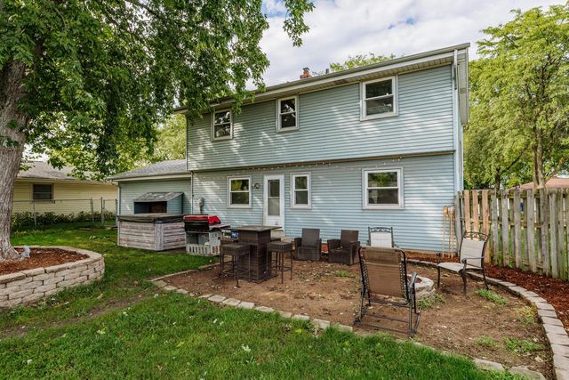 2251 E Poplar AVENUE, Oak Creek, WI 53154