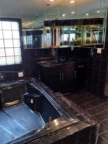 3041 NW 95th Ter, Miami, FL 33147