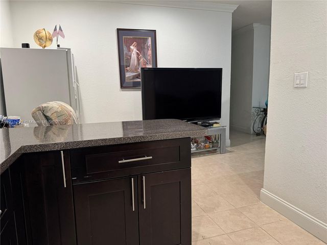 3041 NW 95th Ter, Miami, FL 33147