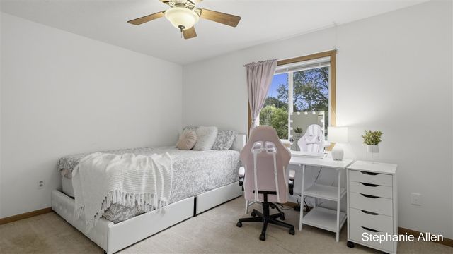 663 Ridgefield Drive, Coopersville, MI 49404