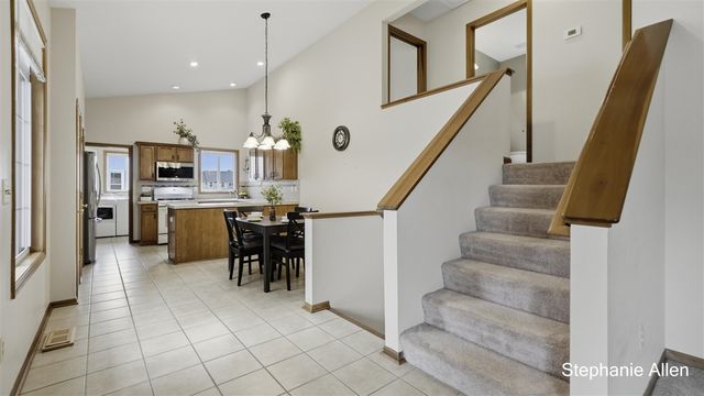 663 Ridgefield Drive, Coopersville, MI 49404