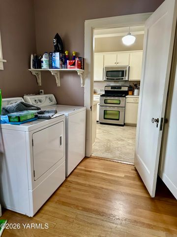 347 N 23rd Ave, Yakima, WA 98902