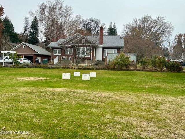 347 N 23rd Ave, Yakima, WA 98902