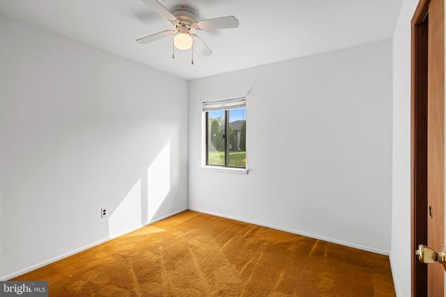 17 MAPLEWOOD CT, West Deptford, NJ 08066