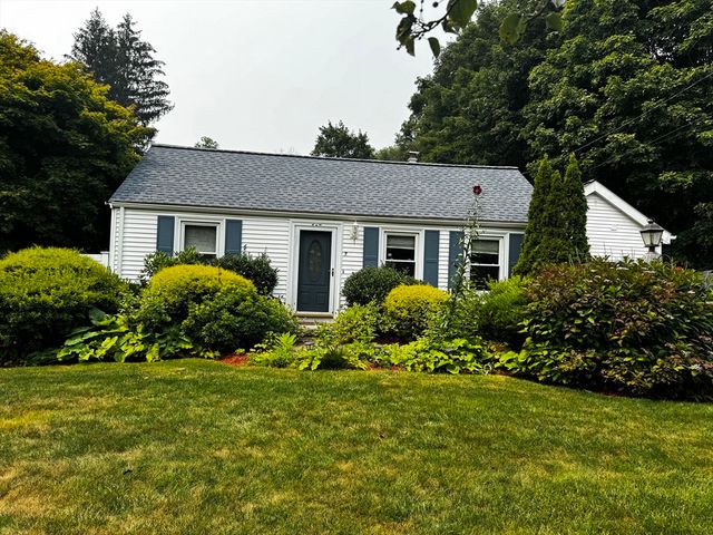 7 Oak St, Wayland, MA 01778