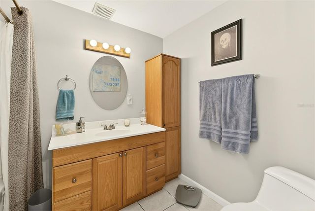 3255 57TH STREET N, St Petersburg, FL 33710