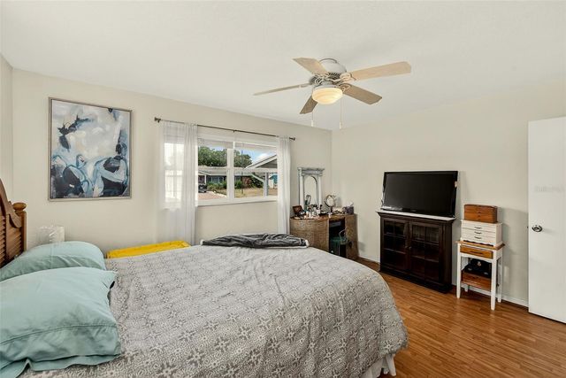 3255 57TH STREET N, St Petersburg, FL 33710