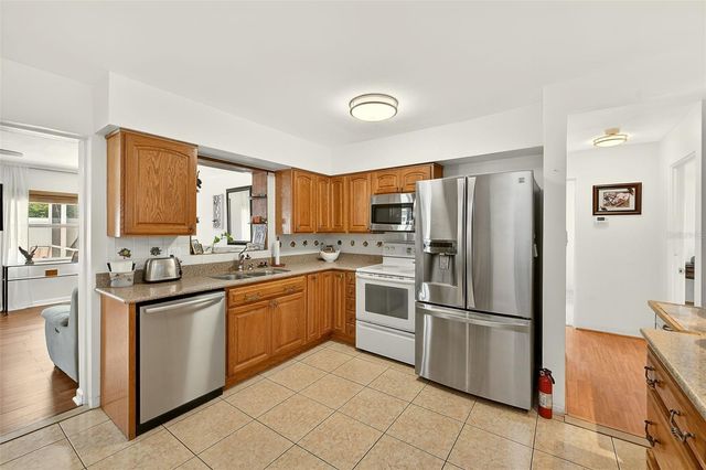 3255 57TH STREET N, St Petersburg, FL 33710