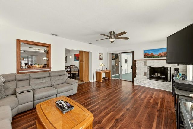 3255 57TH STREET N, St Petersburg, FL 33710