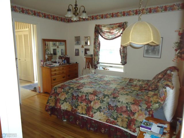 1418 11th Avenue S, Fargo, ND 58103