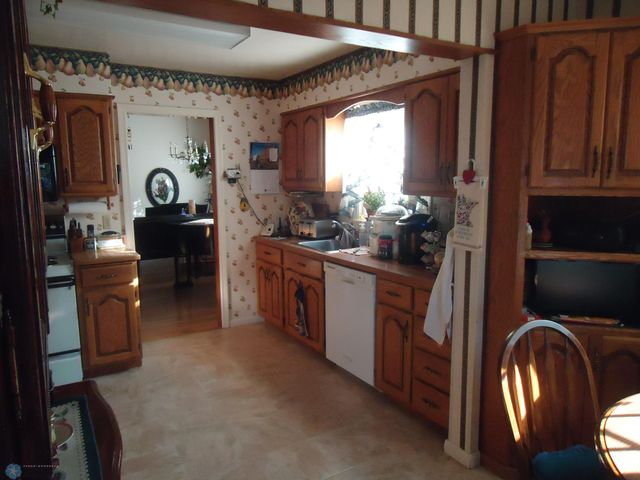 1418 11th Avenue S, Fargo, ND 58103