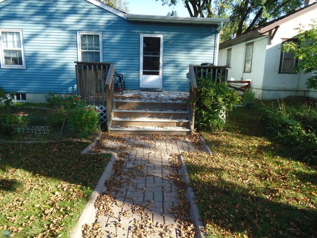 1418 11th Avenue S, Fargo, ND 58103