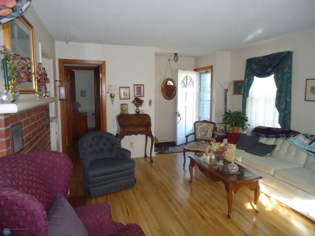 1418 11th Avenue S, Fargo, ND 58103