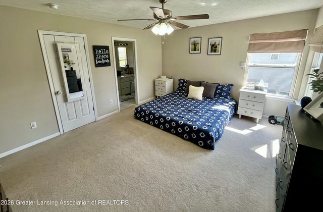 8639 Jacaranda Drive, Dimondale, MI 48821
