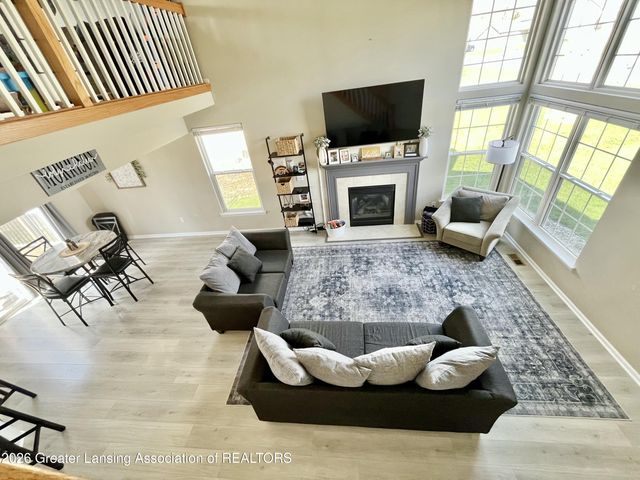 8639 Jacaranda Drive, Dimondale, MI 48821