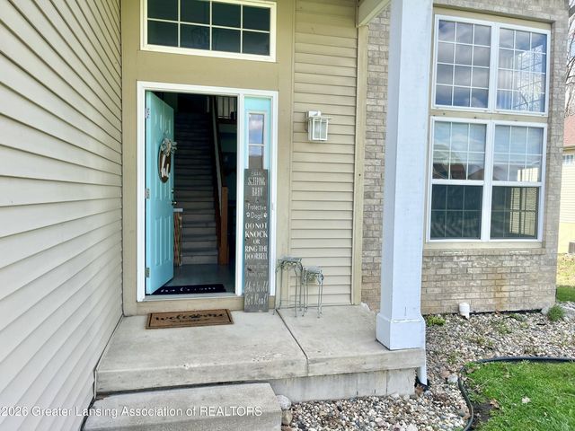 8639 Jacaranda Drive, Dimondale, MI 48821