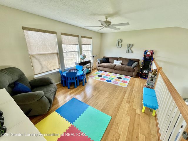 8639 Jacaranda Drive, Dimondale, MI 48821
