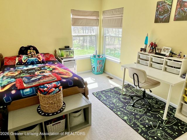 8639 Jacaranda Drive, Dimondale, MI 48821