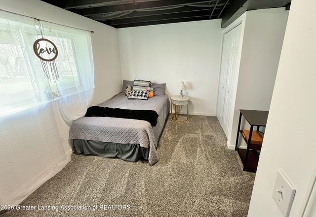 8639 Jacaranda Drive, Dimondale, MI 48821