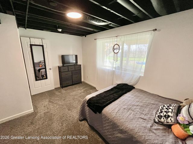 8639 Jacaranda Drive, Dimondale, MI 48821