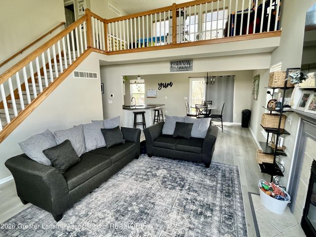 8639 Jacaranda Drive, Dimondale, MI 48821