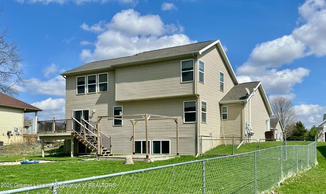 8639 Jacaranda Drive, Dimondale, MI 48821