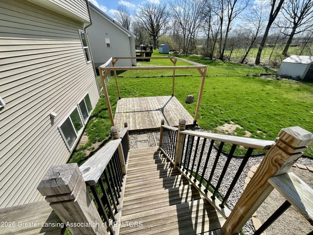 8639 Jacaranda Drive, Dimondale, MI 48821