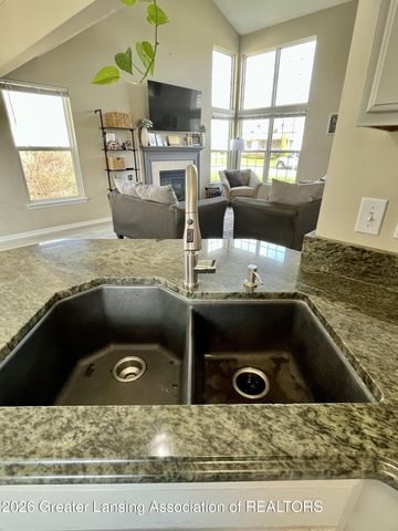 8639 Jacaranda Drive, Dimondale, MI 48821