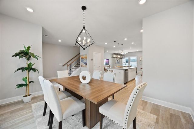 504 Hampton Crossing, Woodstock, GA 30188