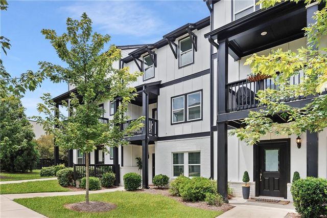 504 Hampton Crossing, Woodstock, GA 30188