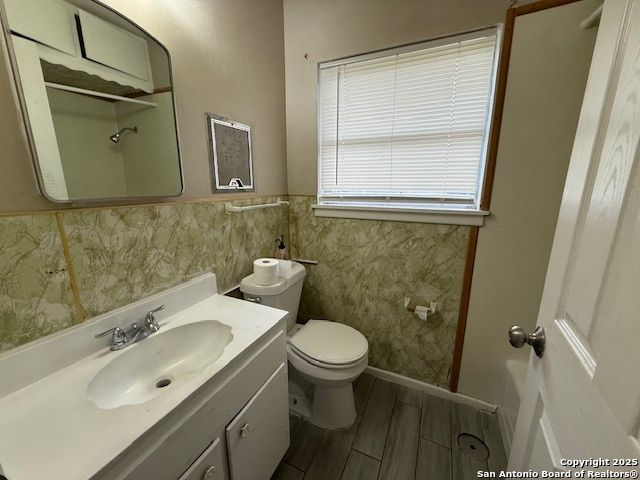 4519 CREEKMOOR DR, San Antonio, TX 78220
