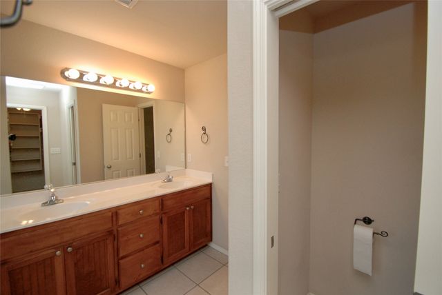 4944 S 204 Avenue E, Broken Arrow, OK 74014