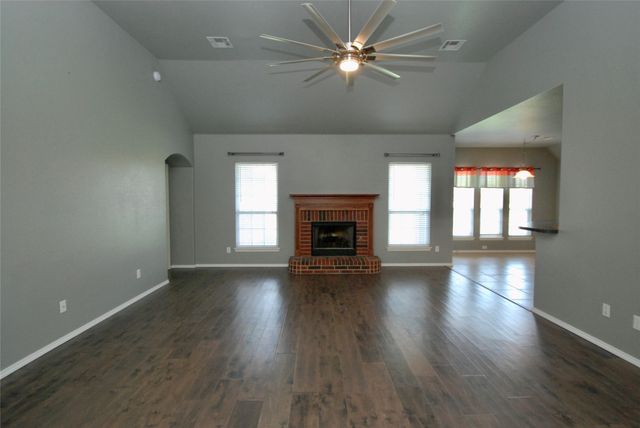 4944 S 204 Avenue E, Broken Arrow, OK 74014
