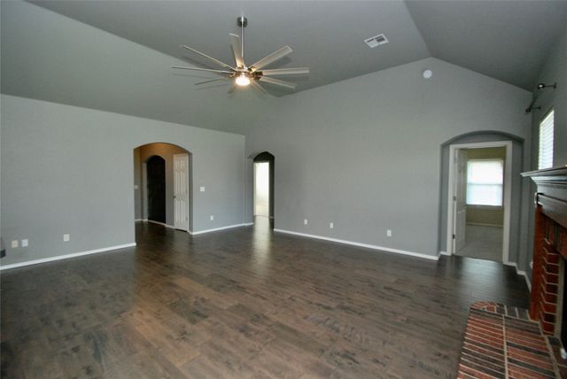 4944 S 204 Avenue E, Broken Arrow, OK 74014