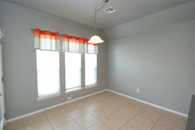 4944 S 204 Avenue E, Broken Arrow, OK 74014