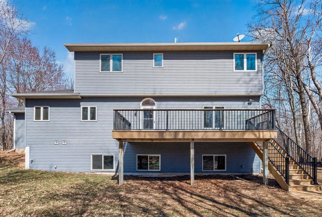 5069 360th Street, North Branch, MN 55056