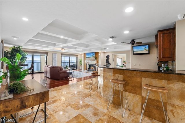 1920 Virginia AVE 902, Fort Myers, FL 33901