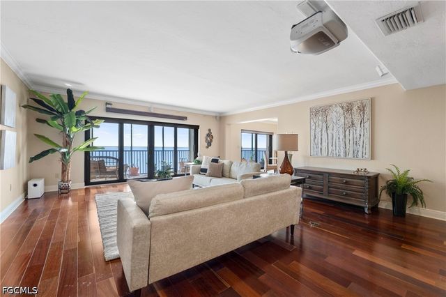 1920 Virginia AVE 902, Fort Myers, FL 33901