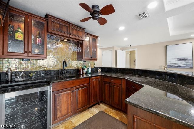 1920 Virginia AVE 902, Fort Myers, FL 33901
