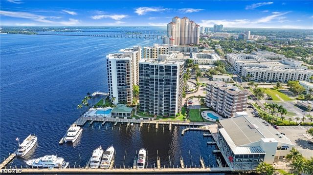 1920 Virginia AVE 902, Fort Myers, FL 33901