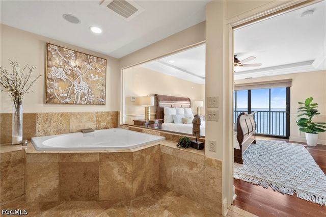 1920 Virginia AVE 902, Fort Myers, FL 33901