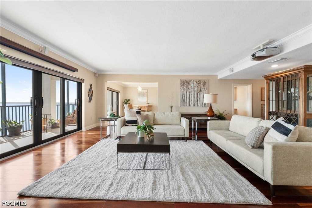 1920 Virginia AVE 902, Fort Myers, FL 33901