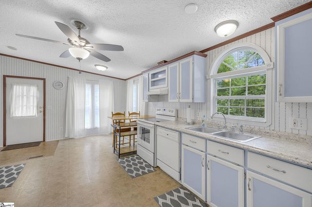 107 Lost Farm Road, Liberty, SC 29657