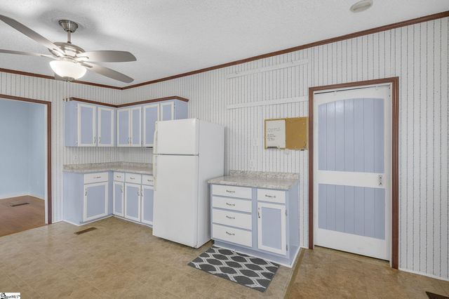 107 Lost Farm Road, Liberty, SC 29657