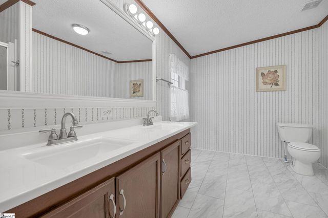 107 Lost Farm Road, Liberty, SC 29657