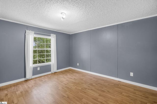 107 Lost Farm Road, Liberty, SC 29657