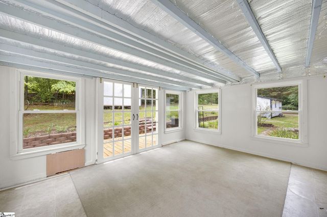 107 Lost Farm Road, Liberty, SC 29657
