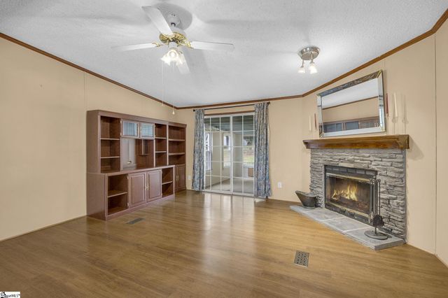 107 Lost Farm Road, Liberty, SC 29657