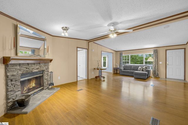 107 Lost Farm Road, Liberty, SC 29657