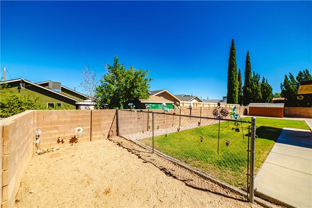 2729 Chambers Avenue, Kingman, AZ 86401